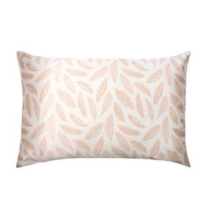 NIB Slip silk pillowcase